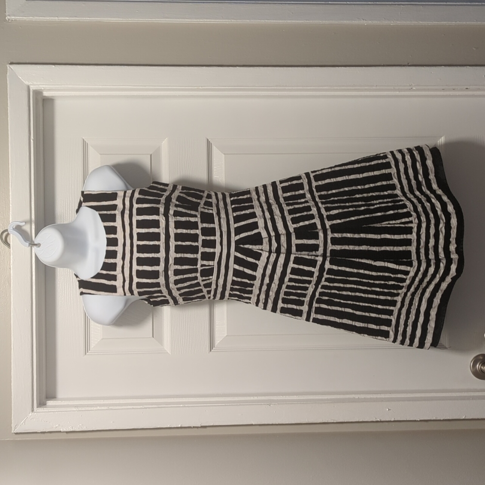 Black and white geometric dress